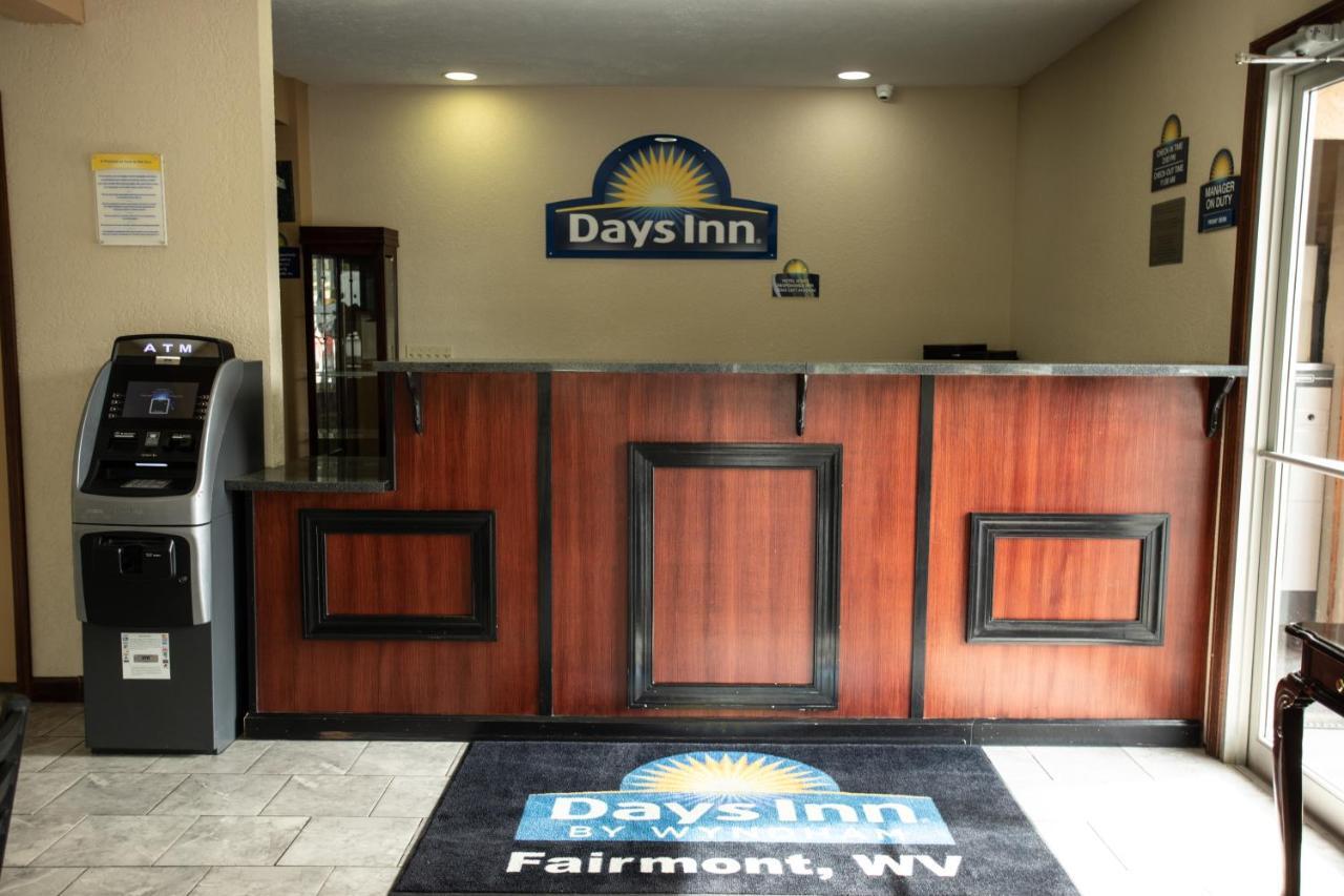 Days Inn By Wyndham Fairmont Exterior foto